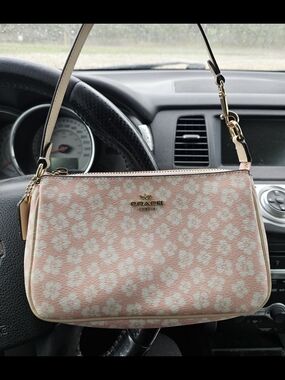 COACH Nolita 19 Handbag Purse in Ditsy Floral Pink / White / Cream